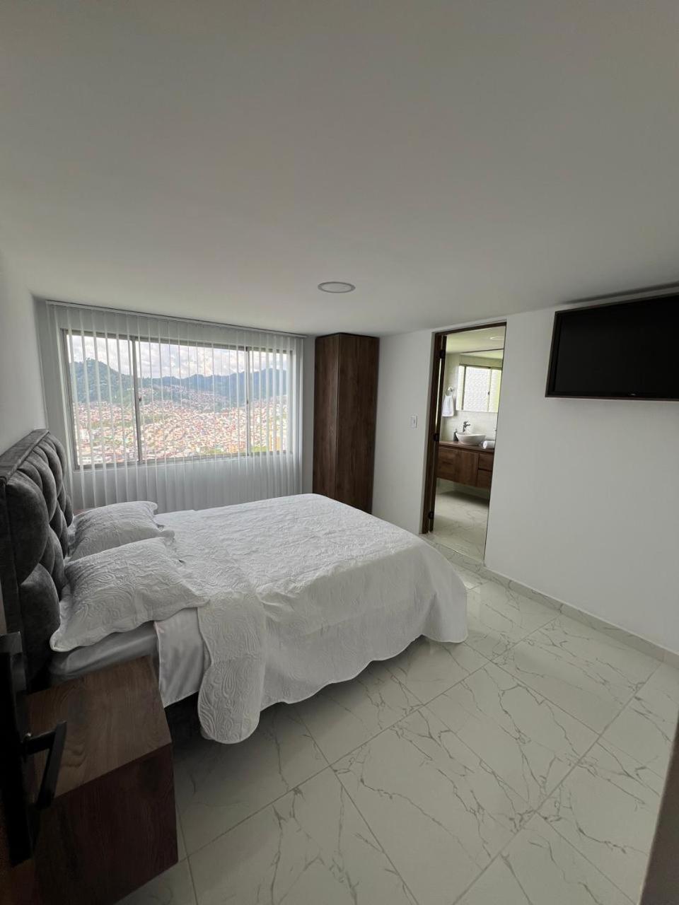 Homestay Privado En Avenida Principal *